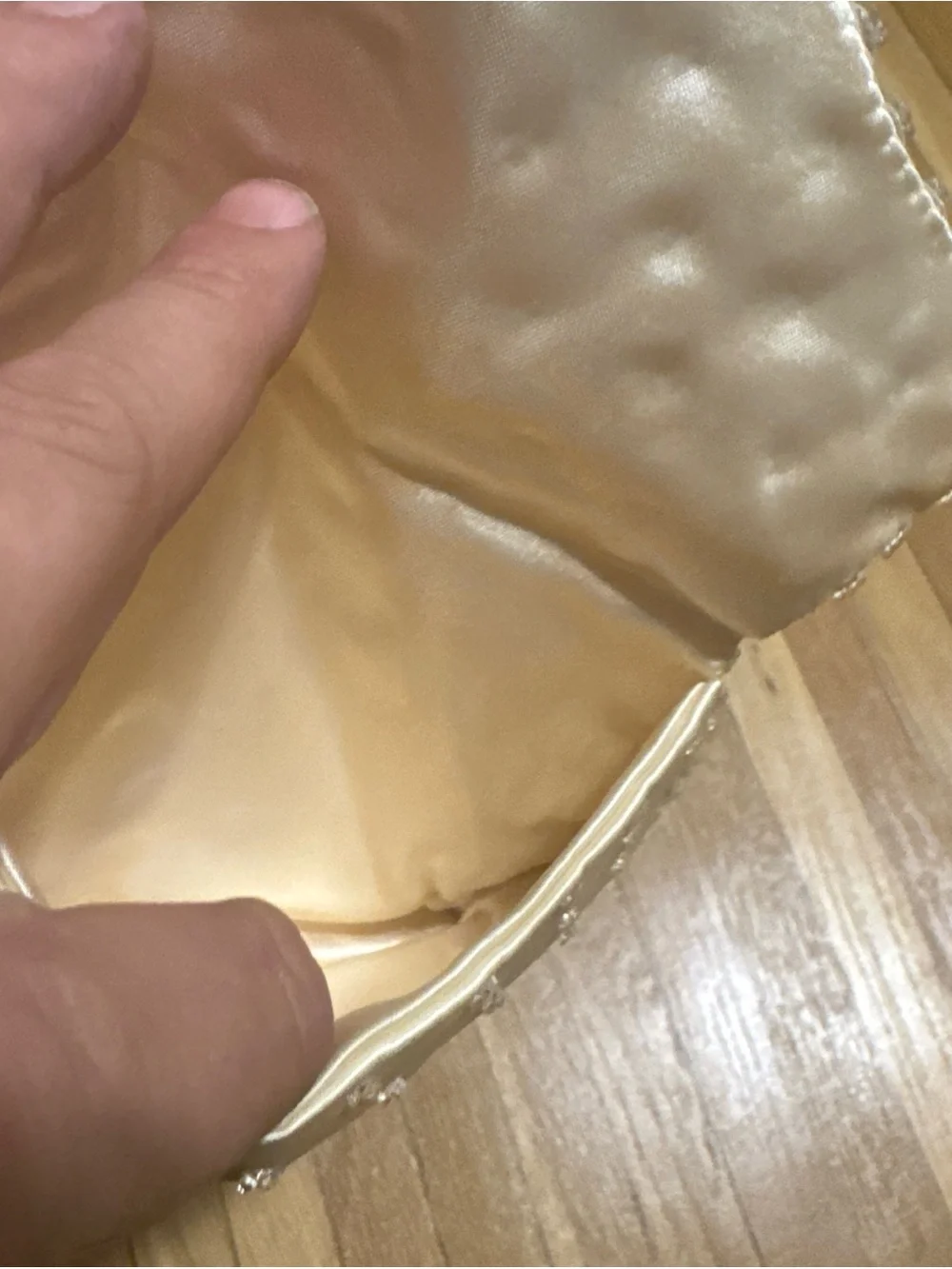 Richere Hand Beaded mid-century (circa 1950s–1960s) bridal or evening clutch